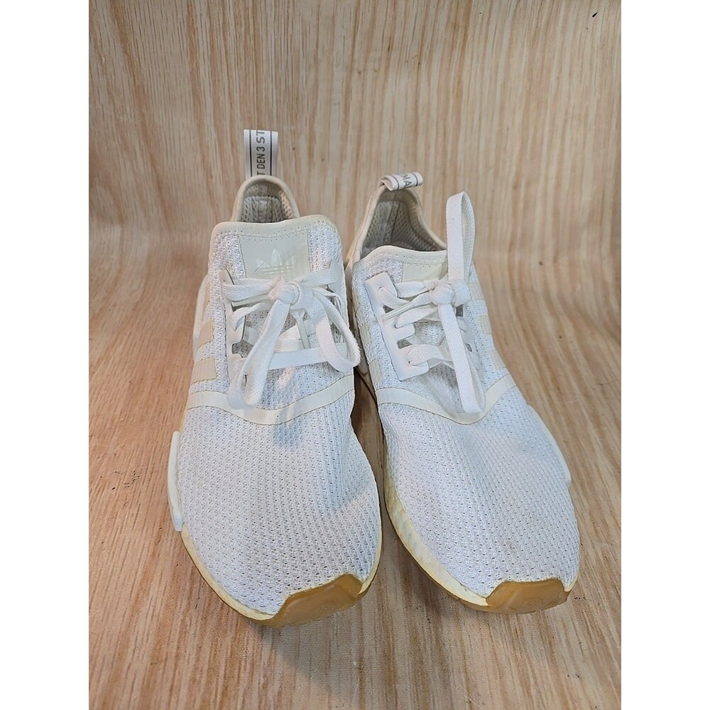 Adidas Ultraboost 22 Women’s Size 8 US Triple White Athletic Running Shoes